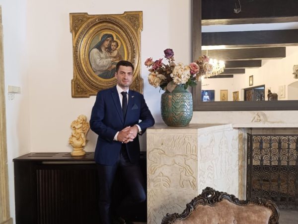 Cum gestionează Mihai Popa relația cu clienții la EkoGroup